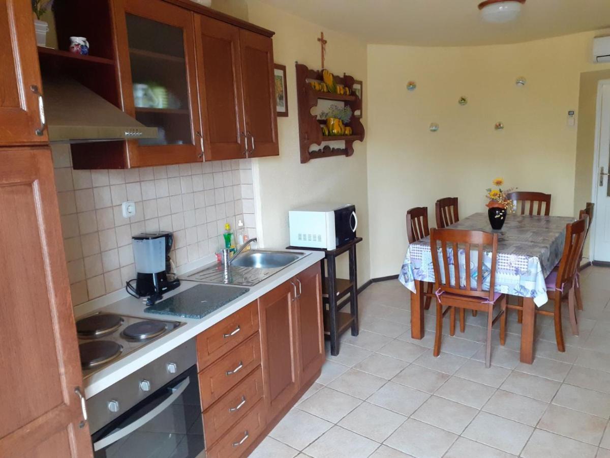 Kuca Sa Pogledom Na More- Paula Baška Exteriör bild
